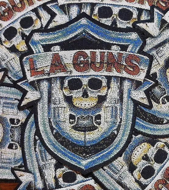 GLUE SHAPED PATCH I LA GUNS