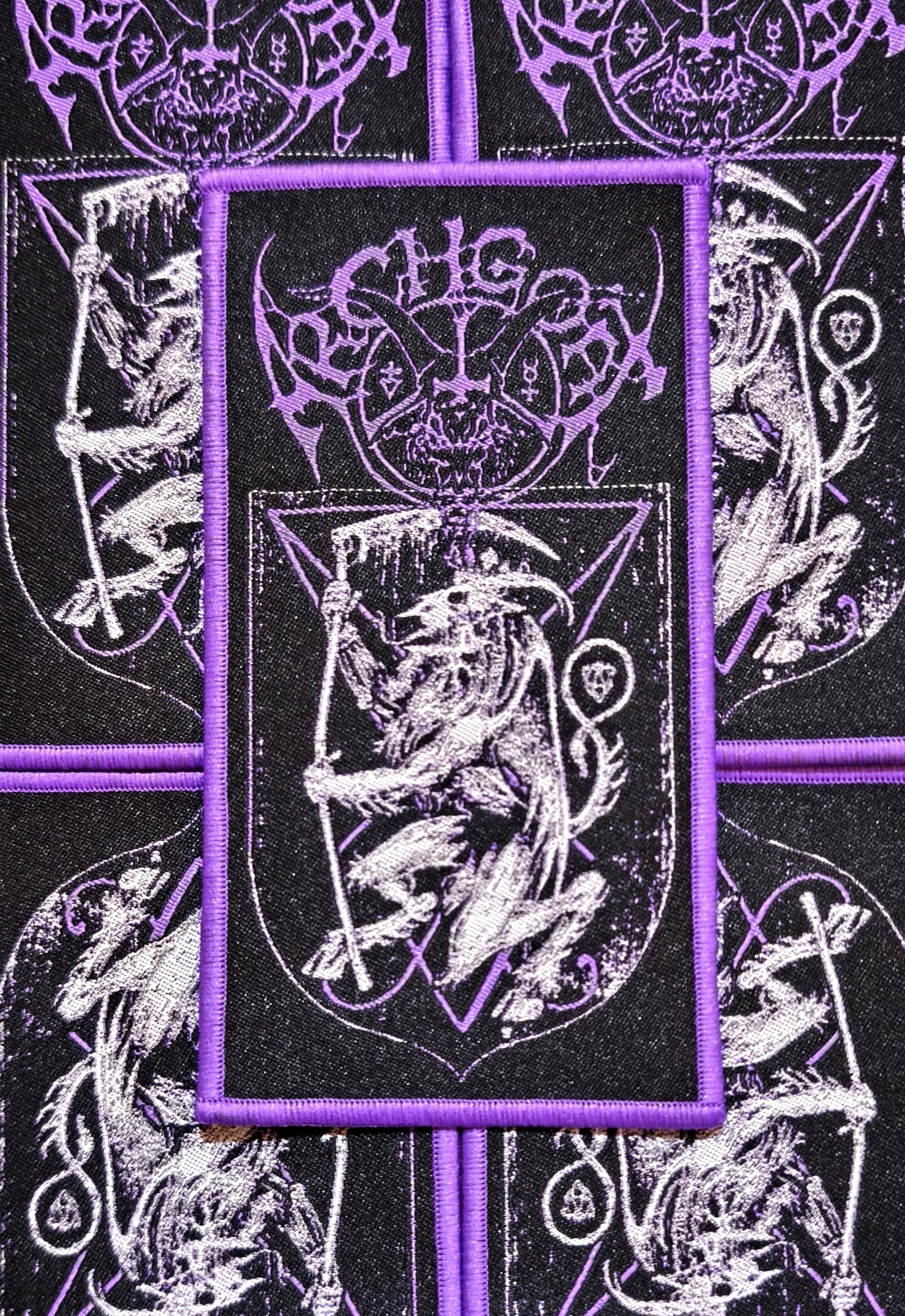X A R C H G O A T X