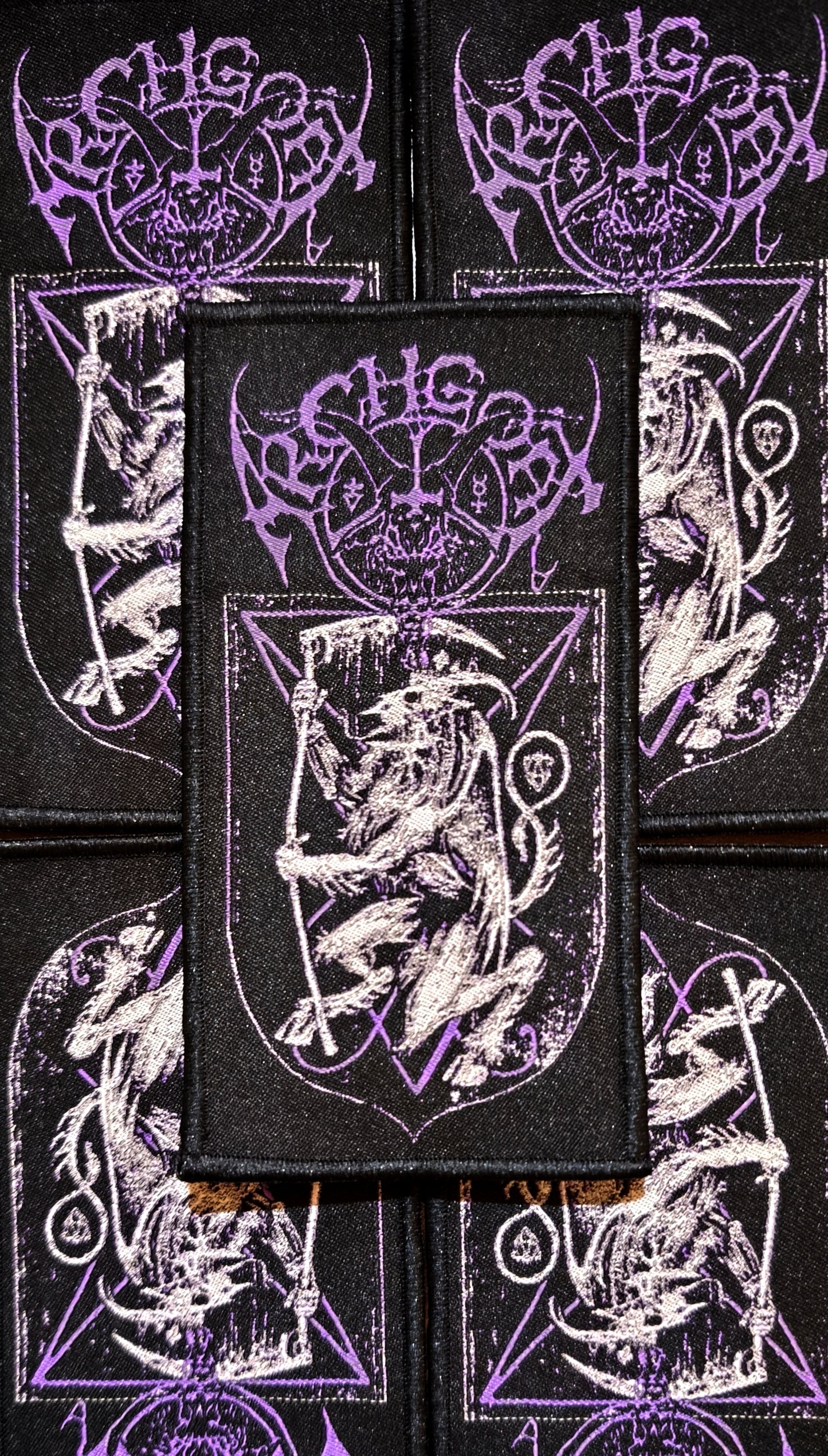 X A R C H G O A T X
