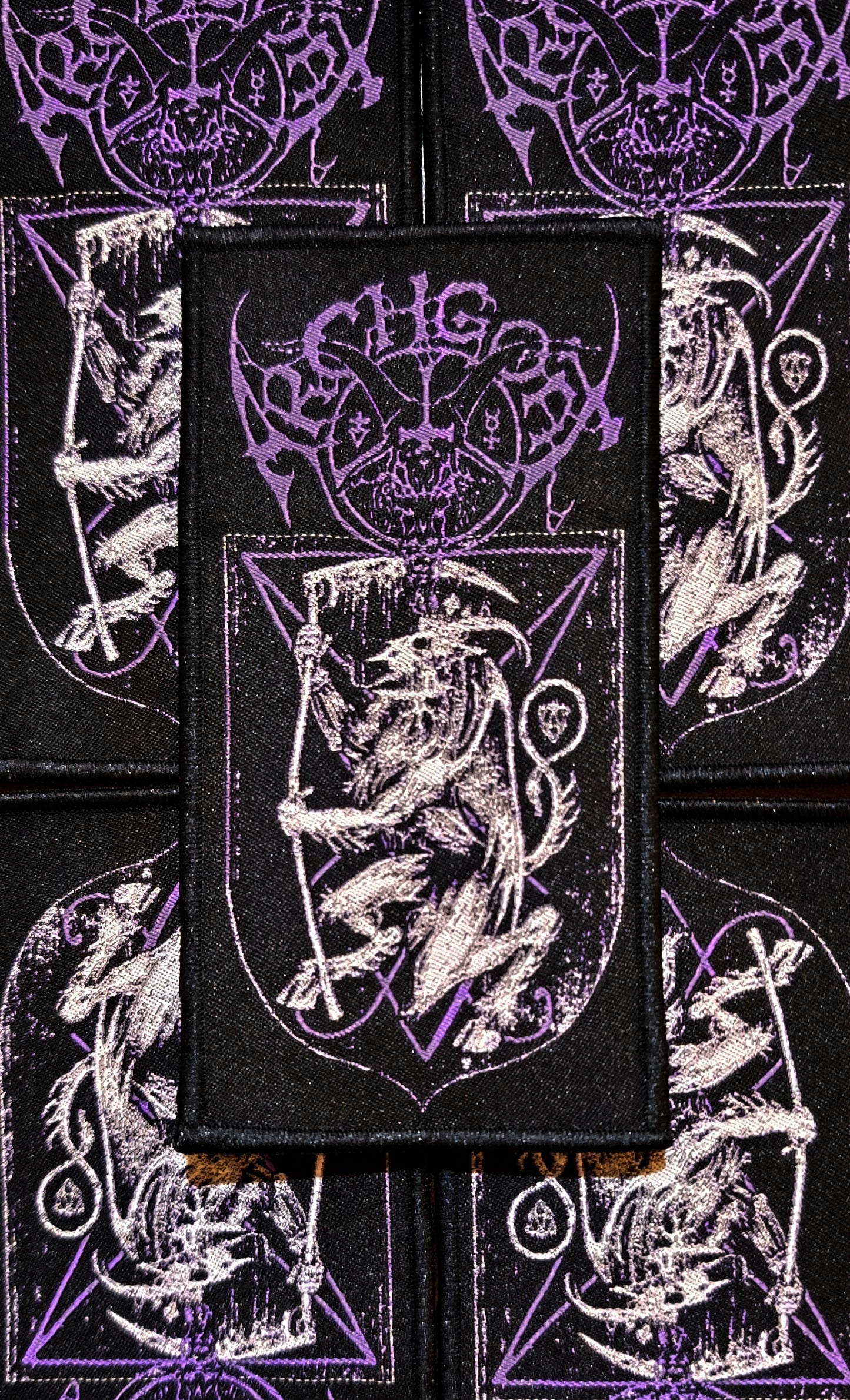X A R C H G O A T X