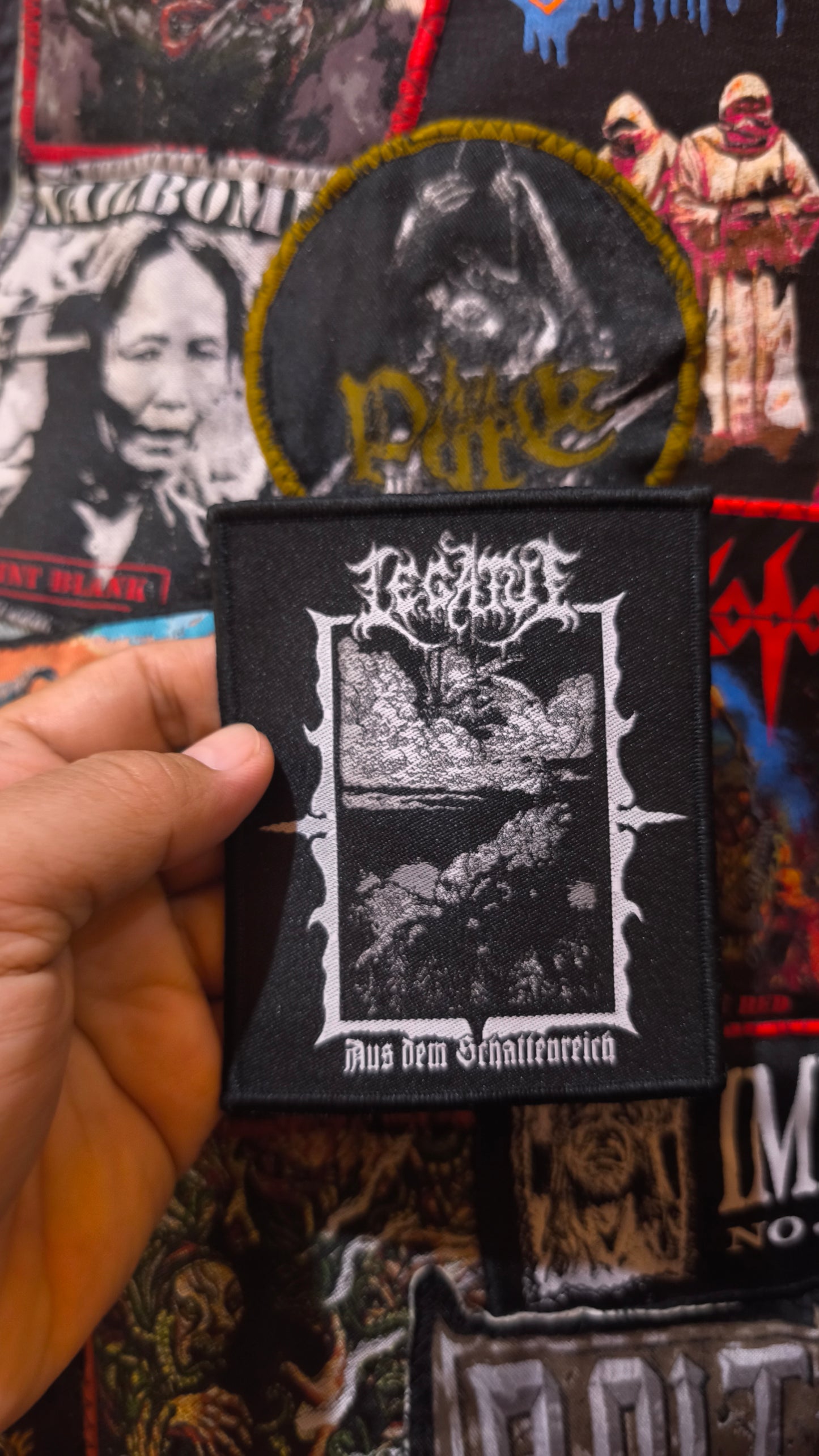 LEGATUS (DE) - Aus dem Schattenreich