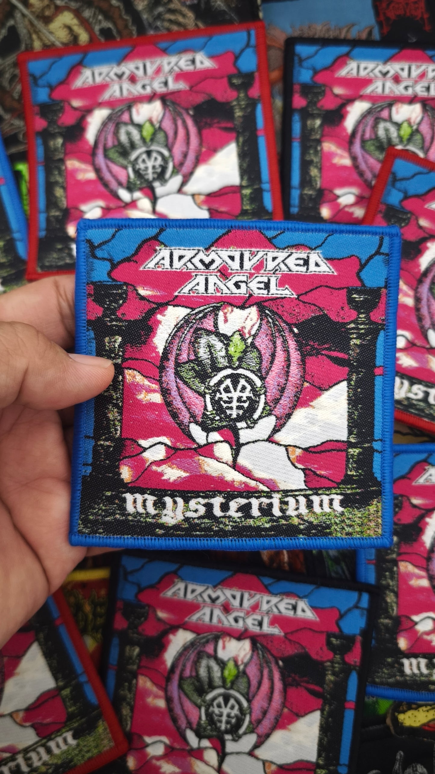 ARMOURED ANGEL (AU) - Mysterium