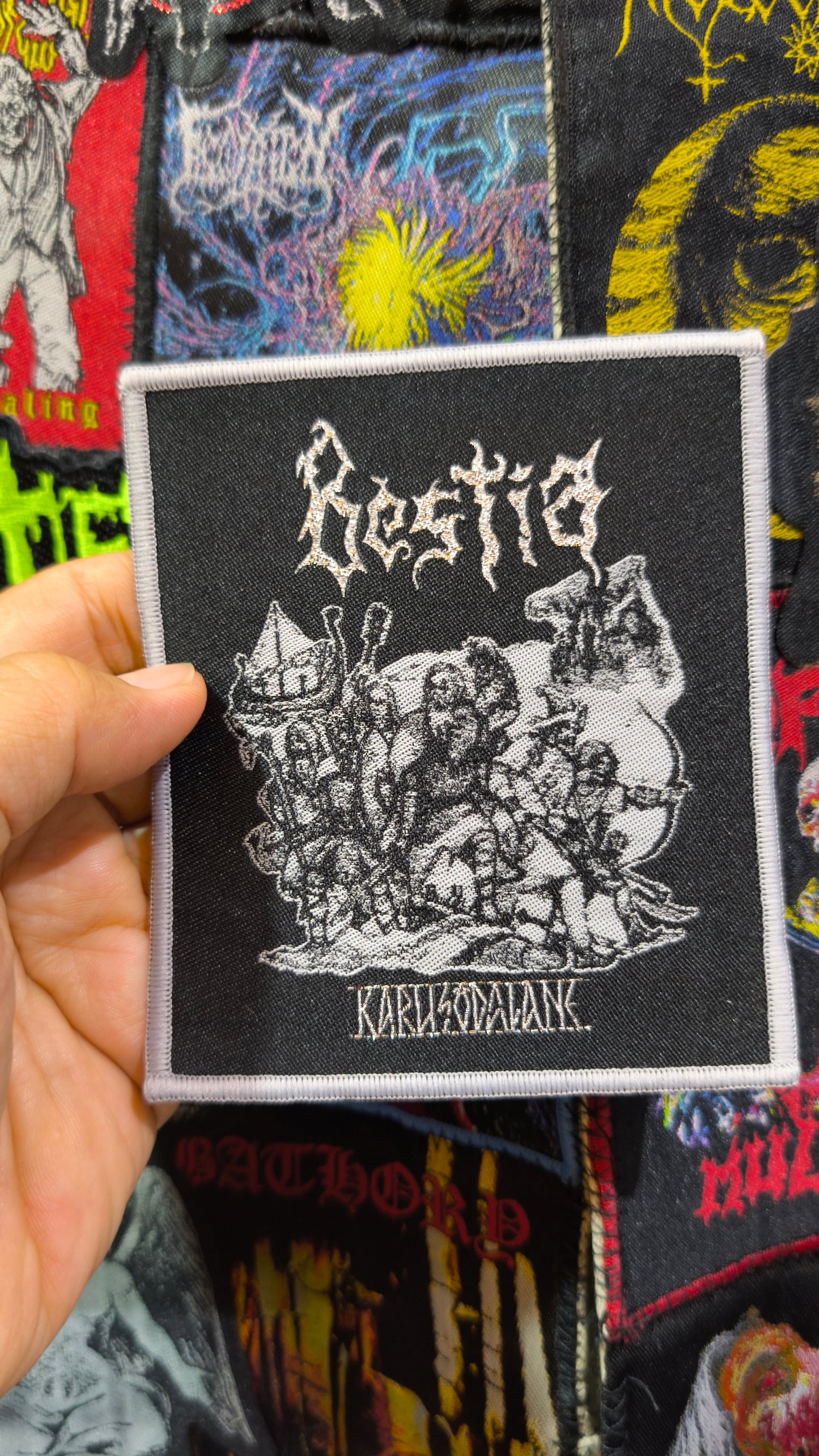 BESTIA (EE) - Karusõdalane