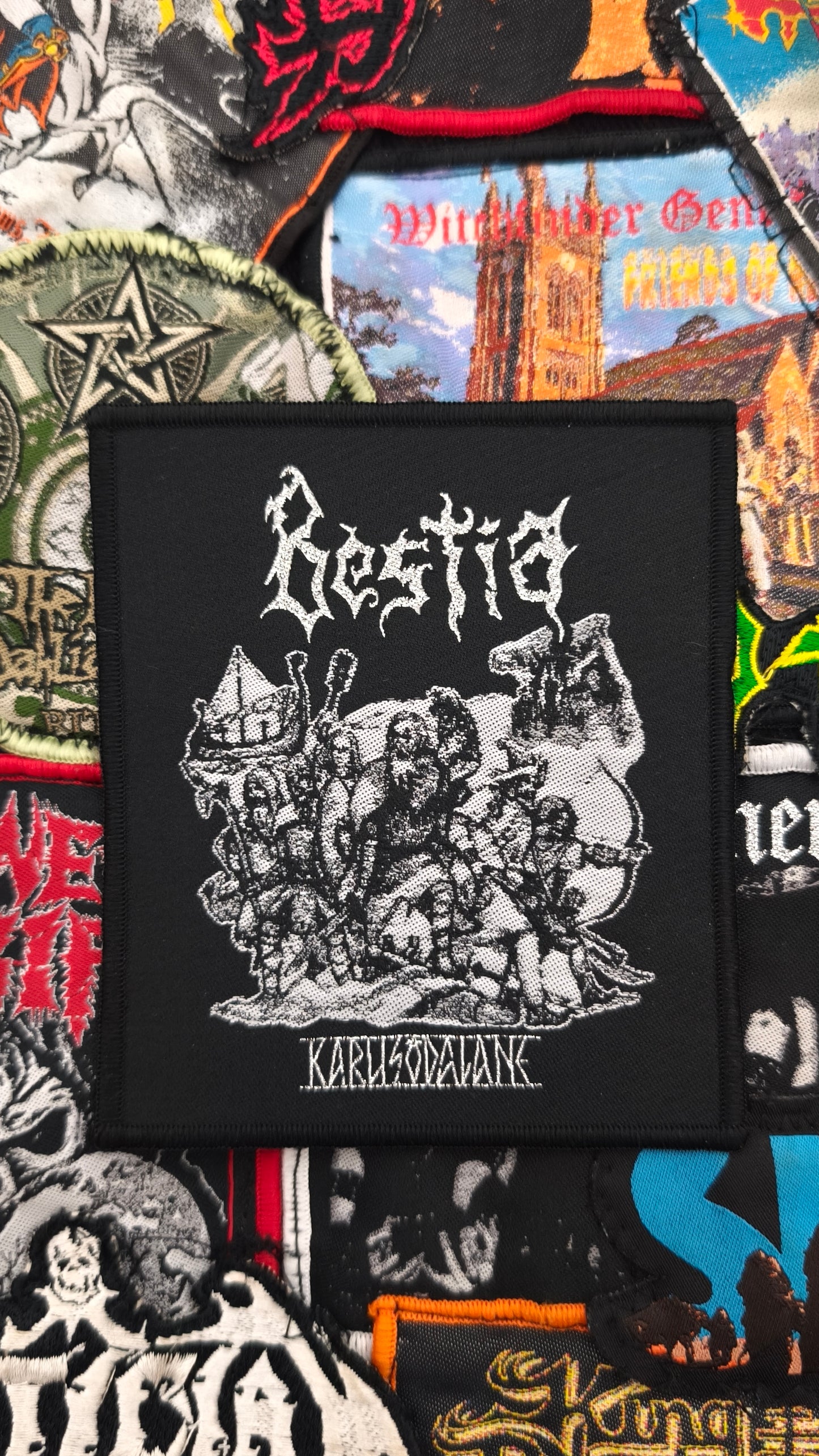 BESTIA (EE) - Karusõdalane