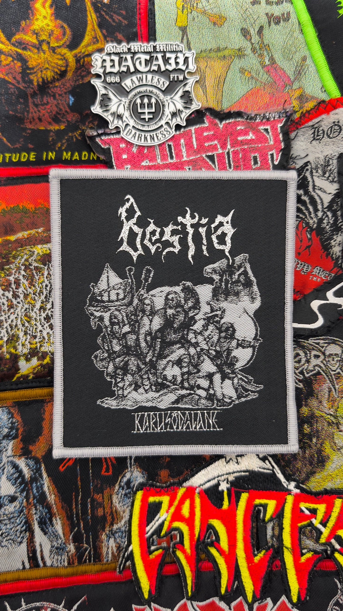 BESTIA (EE) - Karusõdalane